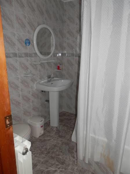 Hostal El Portalico Linares de Mora Bagian luar foto